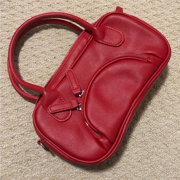 4 bags in 1 bundle!!! - Picture 2 of 10